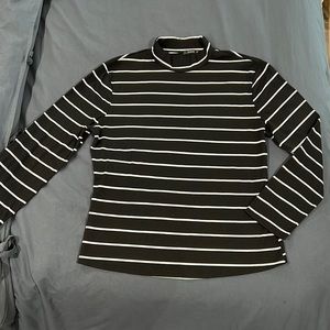 3X Black & White Striped Turtleneck